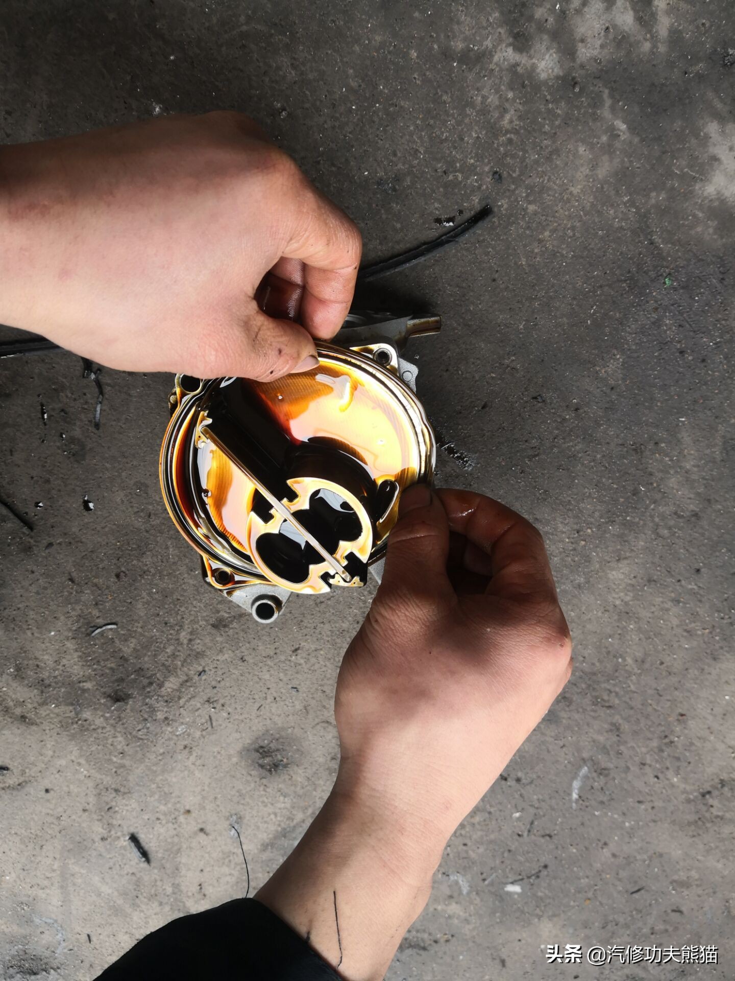 斯柯达明锐2010款2.0烧机油吗,09款斯柯达明锐1.6烧机油怎么解决