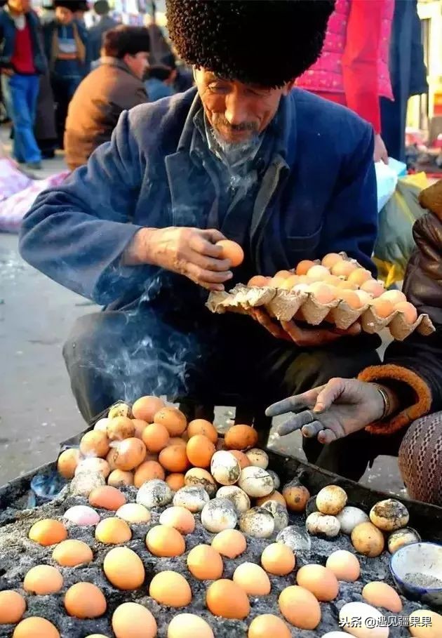 大美*疆新**欢迎你‖*疆新**一绝-烤蛋，你吃过吗？