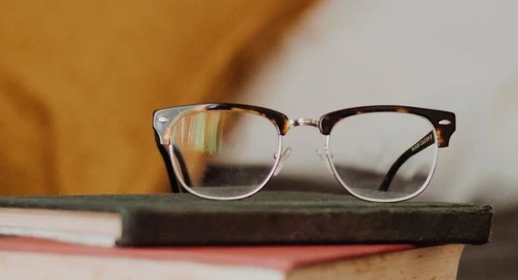 小学生做仰卧起坐好不好,小学生做坐位体前屈视频