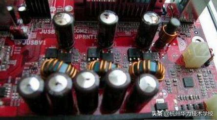 学校电脑会自动关机吗,电脑自动关机是怎么回事