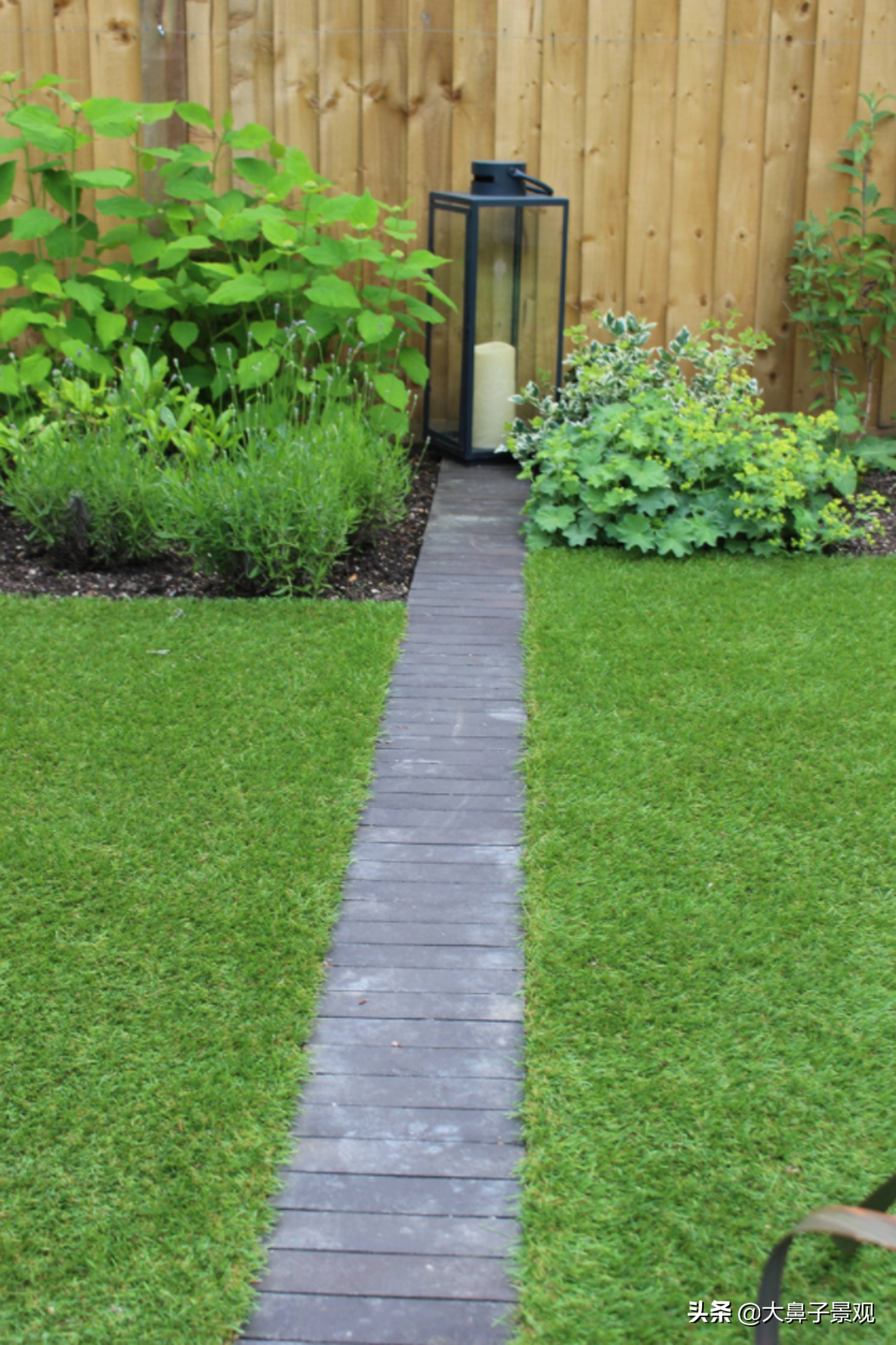 庭院位置不够大门怎样设计,庭院不够大怎么做连廊