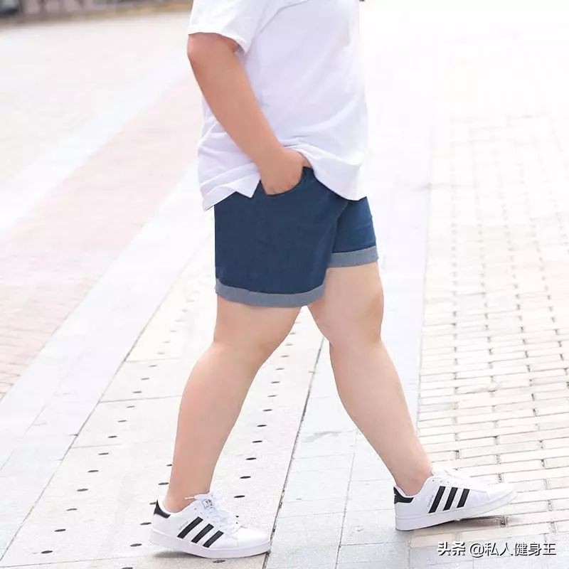 8个燃脂动作帮你瘦肚子,5分钟高效瘦腹燃脂训练