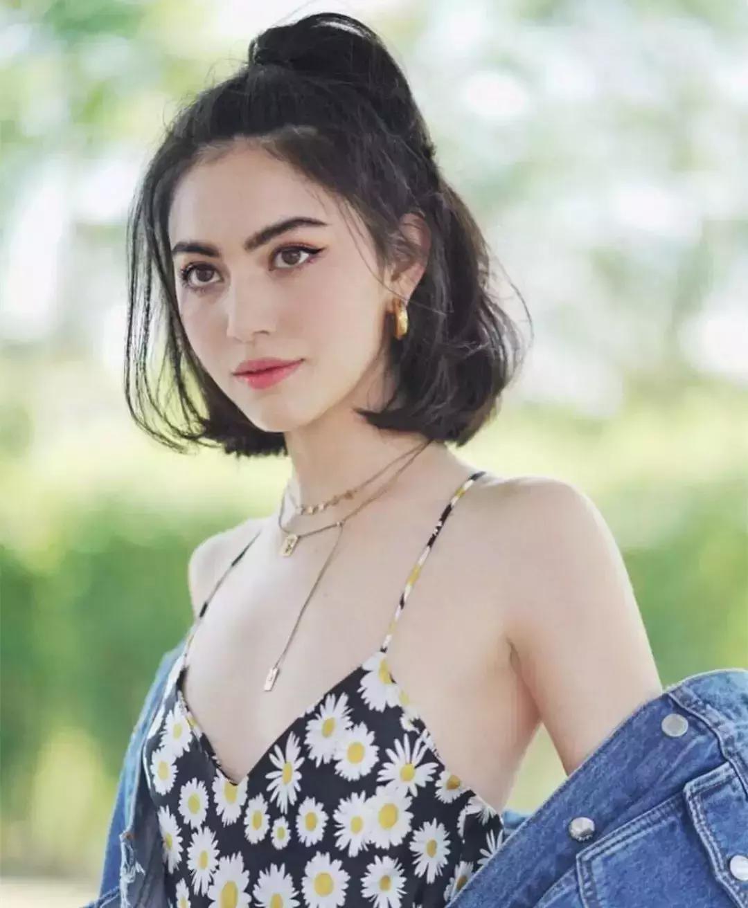 短发卷发怎么打理好看,不用打理又好看的短发