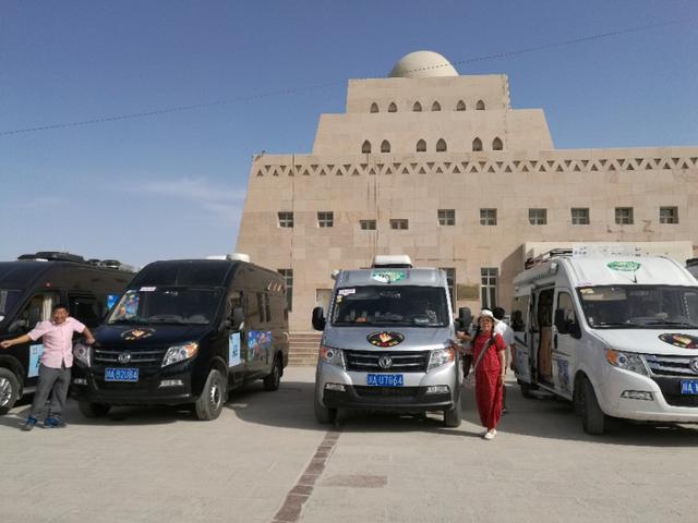 坐客车去新疆的视频,坐大巴到新疆的感受