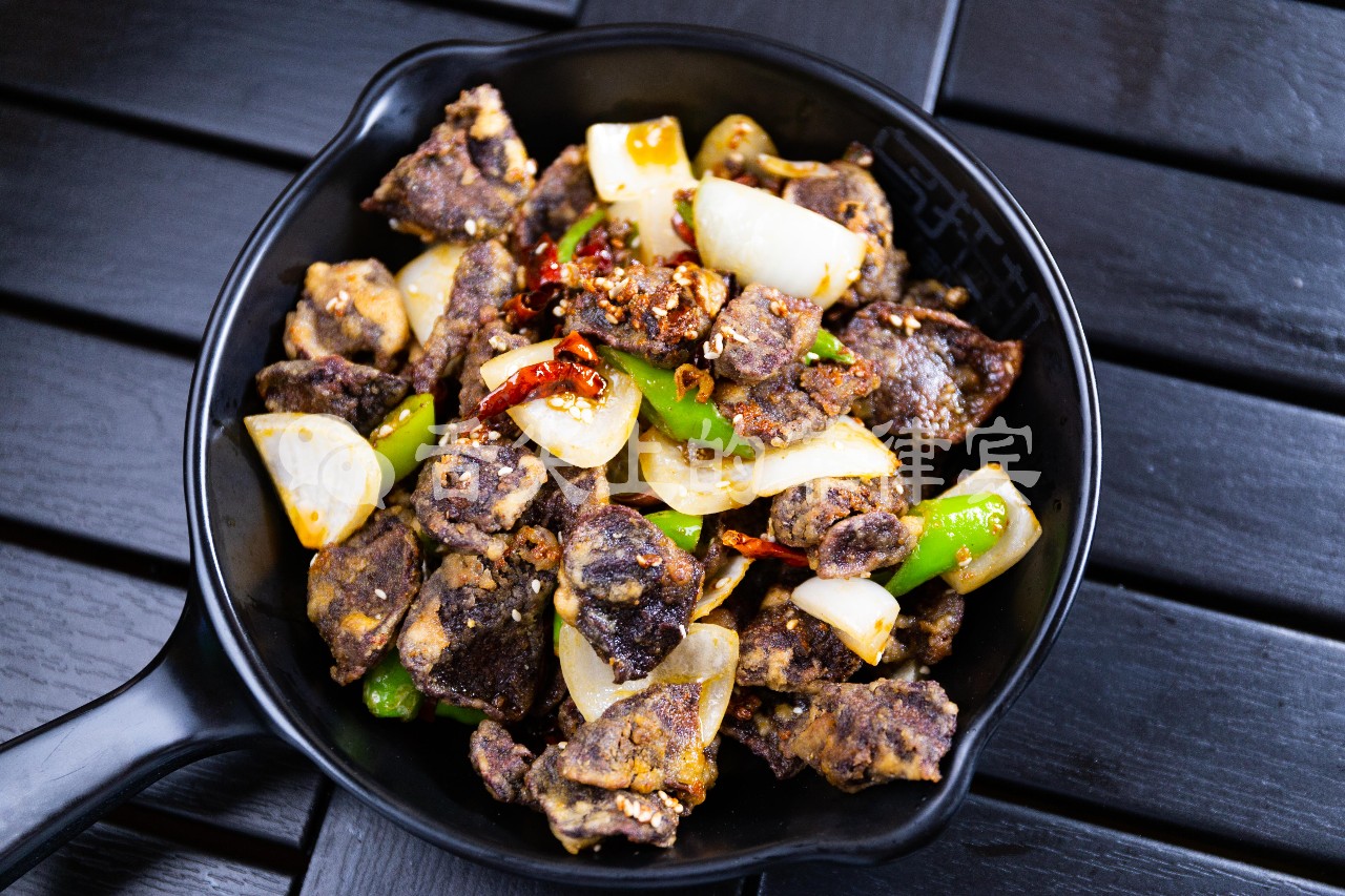 吉林延边女老板将中国美食带到菲律宾,生意火爆