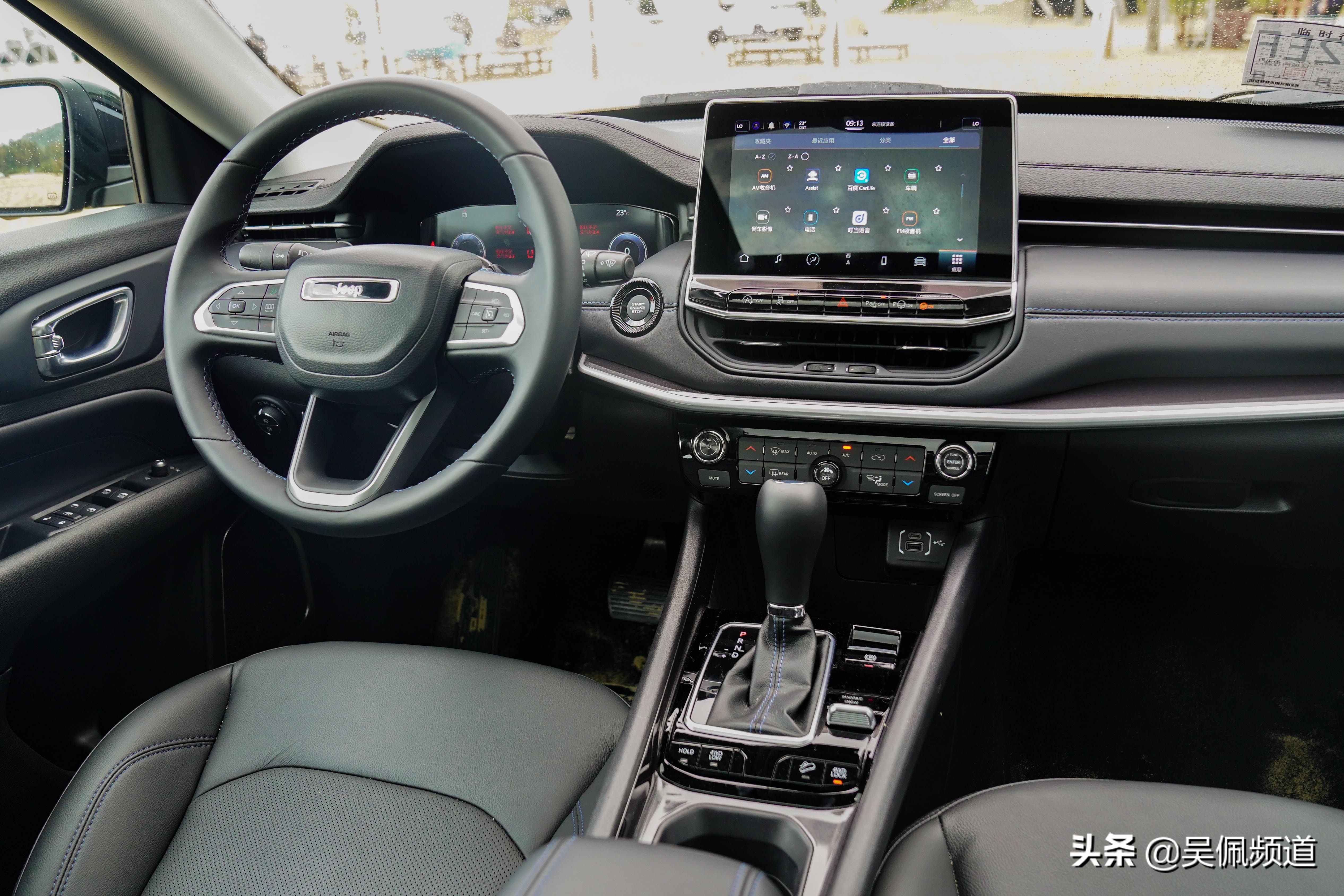 jeep指南者2020款四驱越野视频,2021款jeep指南者空间测评