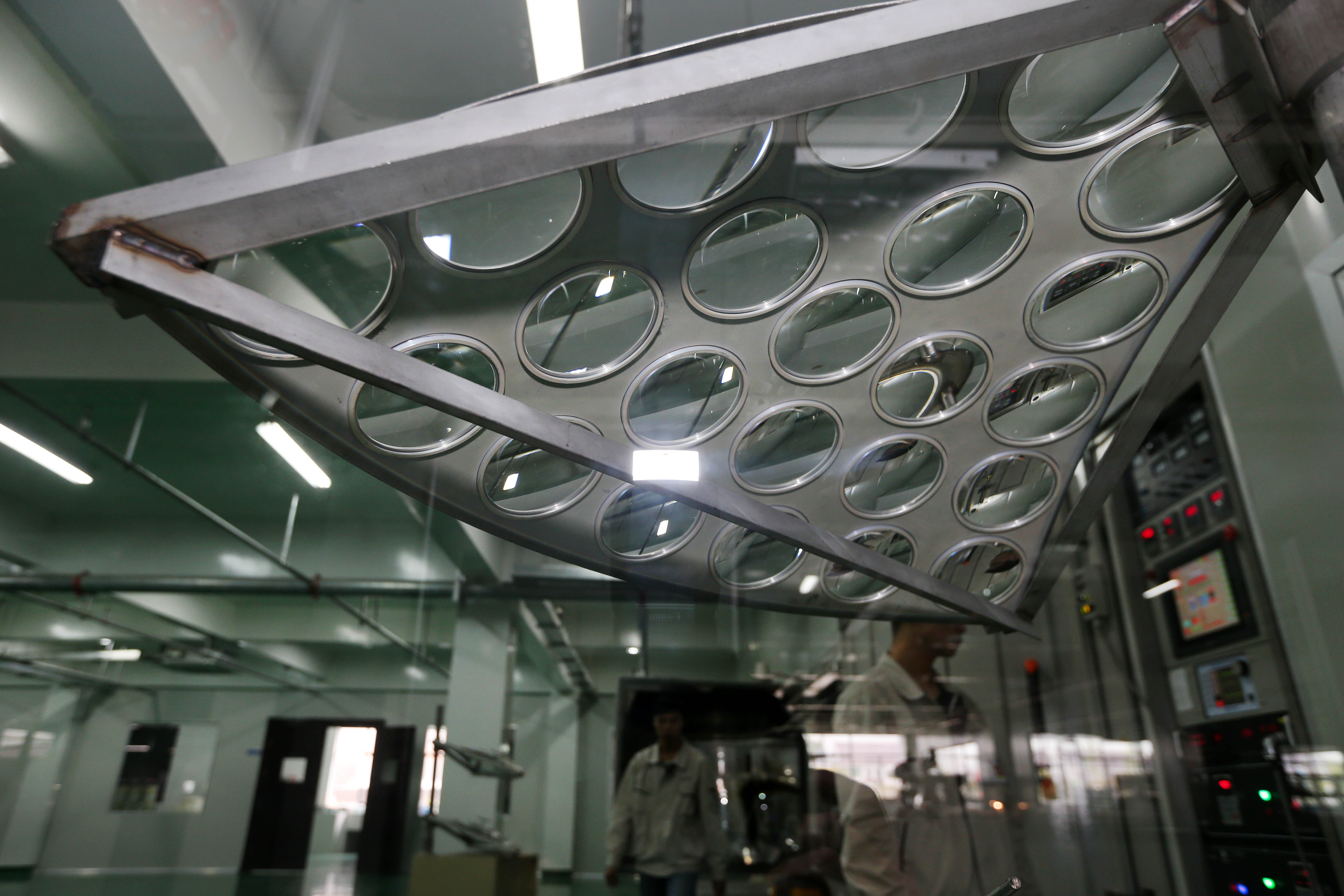 最早的天文望远镜厂家,世界十大望远镜公司