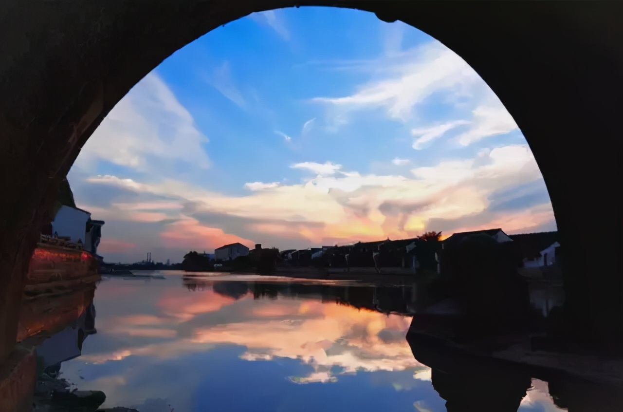 杭州最美的风景区排名前十,杭州有哪些值得一去的古镇古街