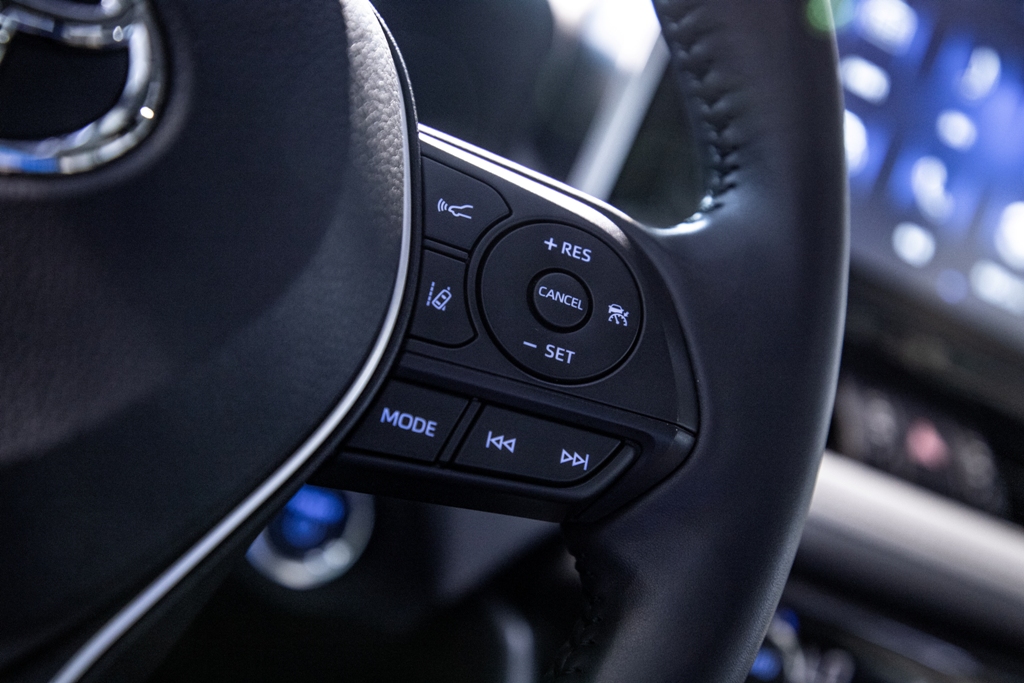 一汽丰田rav4荣放视频,全新rav4荣放户外宣传片