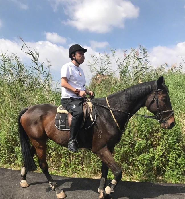 郭德纲说于谦是八旗贵胄,郭德纲于谦八旗贵胄相声名字