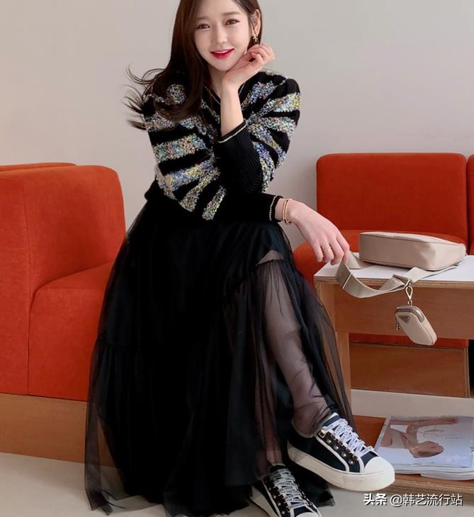 2020新春韩国毛衣款式第一波发布，一起分享编织主流最新流行趋势