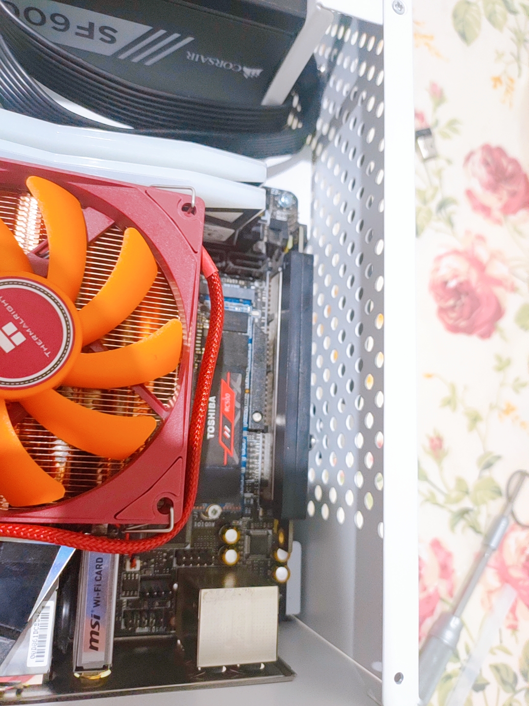 超频三蜂鸟机箱和机械大师c24,超频三蜂鸟2机箱什么材质