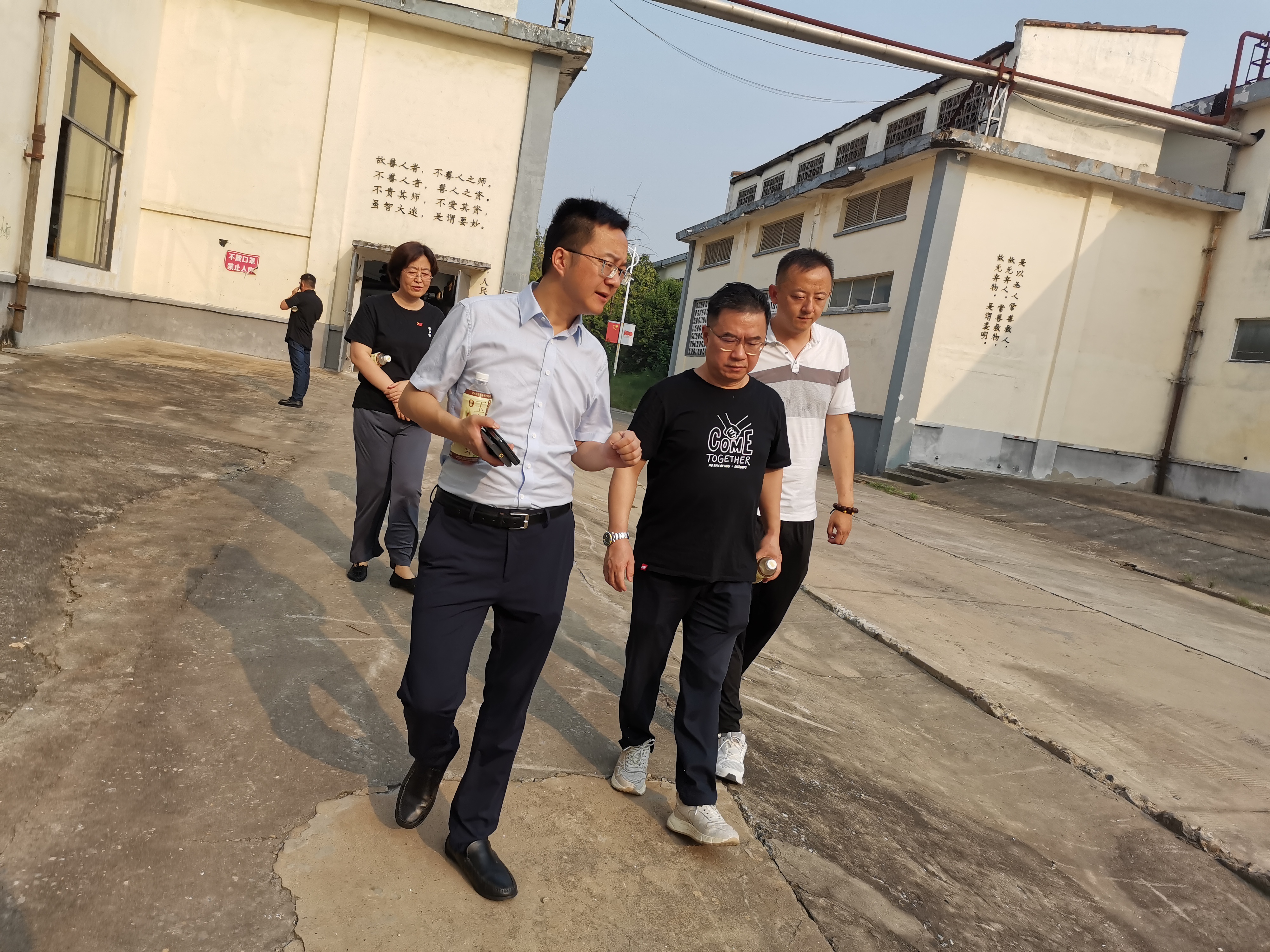 鼎晖投资到访中国醉美酒厂——高炉家徽酒集团