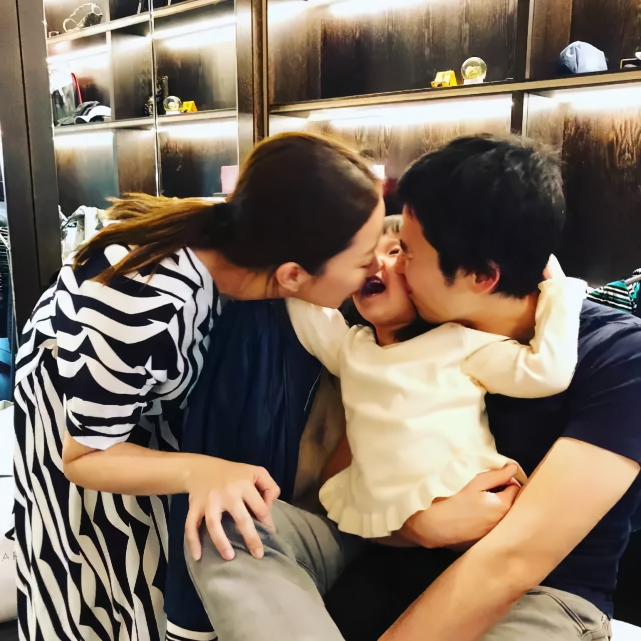 徐子淇嫁的豪门到底有多豪,徐子淇嫁入豪门八年生四子