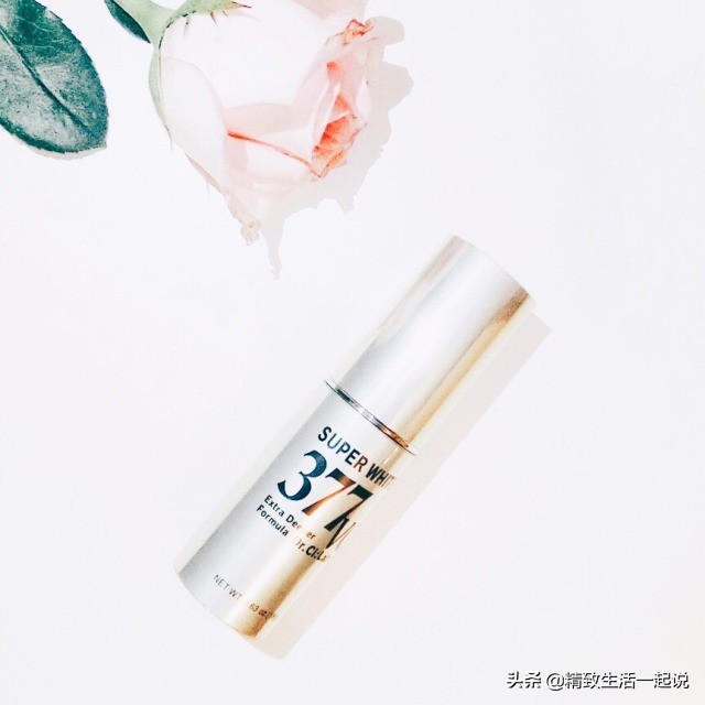 屈臣氏平价淡斑精华液,学生党美白平价精华推荐