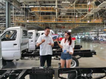 超220万人在线观看、美女直播造车揭秘“开瑞品质”