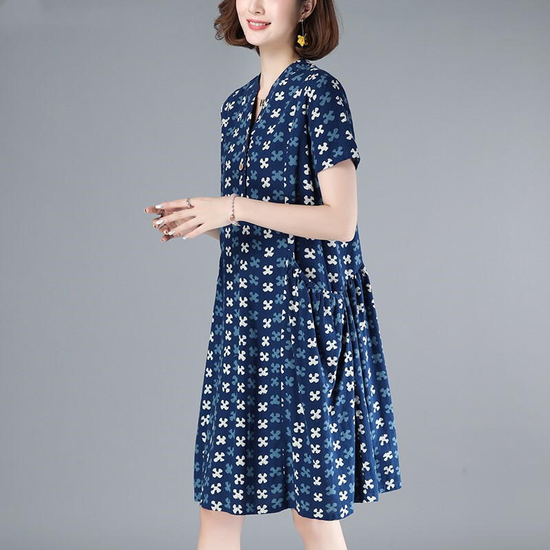 适合40岁穿的裙子高级感,女人过了四十岁别穿大妈装