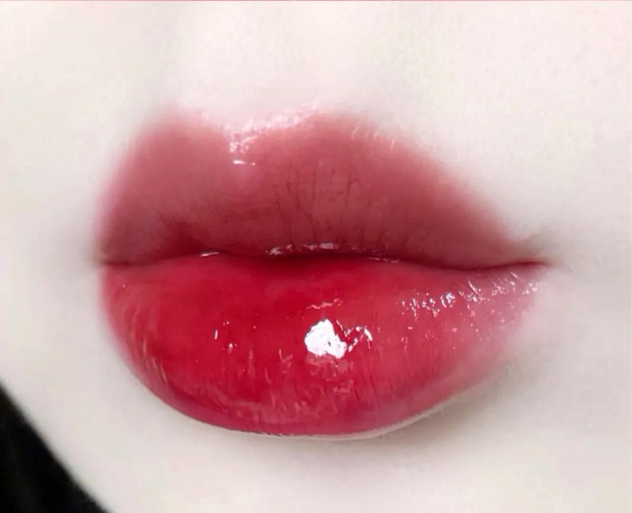 让男生想亲你的举动,让男友想亲的唇釉