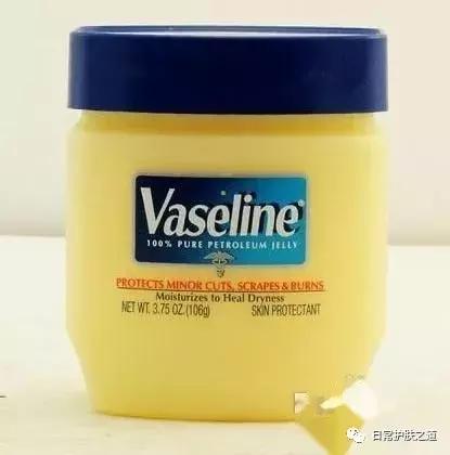 脚底死皮很厚又硬,脚底死皮又厚又硬怎么去除