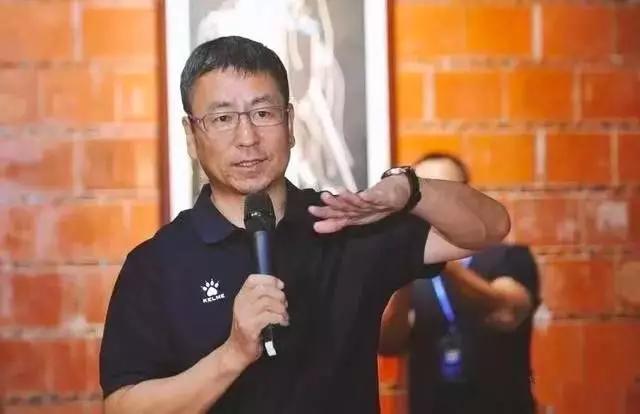 白岩松讲医疗现状,白岩松关于医生与医德的演讲