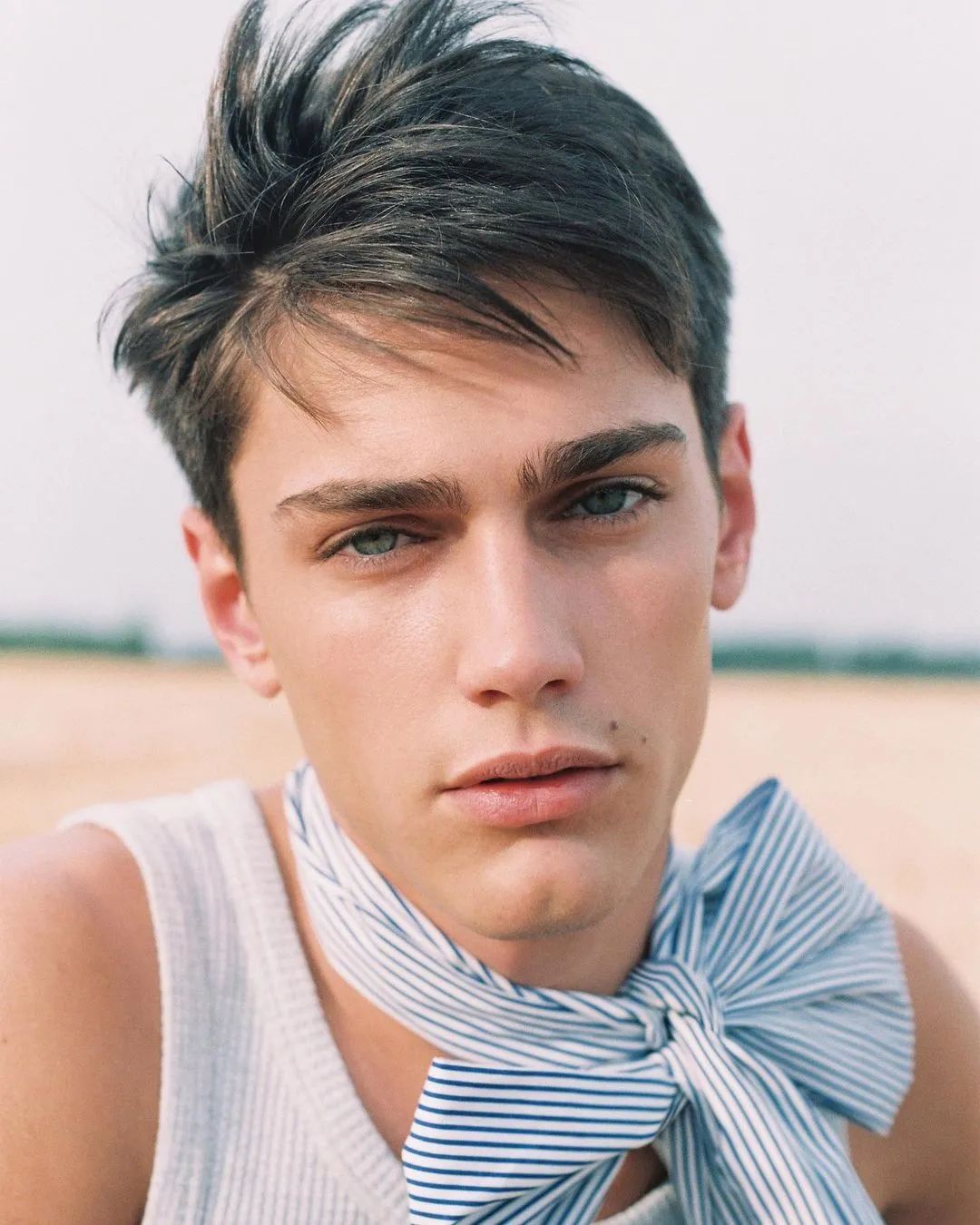 很有潜力的男生,很有潜质的小帅