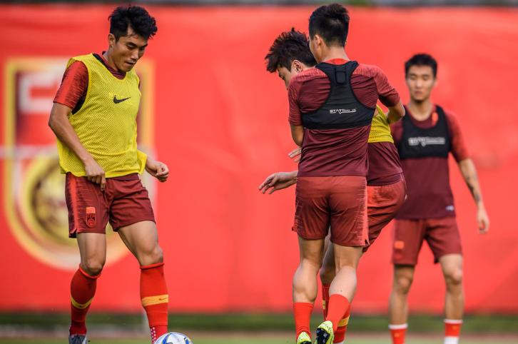 叙利亚1比0菲律宾国足,国足0比0菲律宾