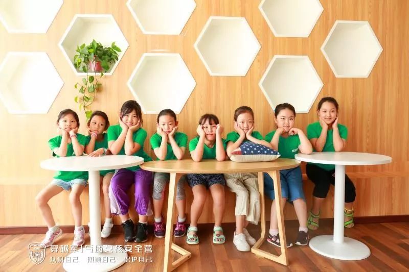 穿越军｜童铁旅气质女孩安全营-懂卫生、懂安全、懂自己