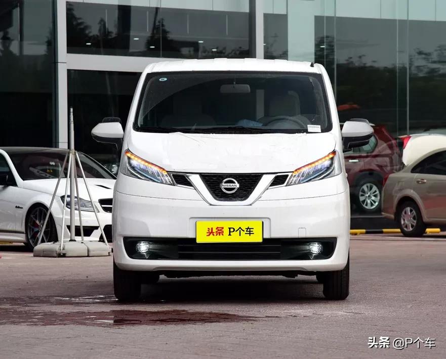 老款便宜suv翻新,全新日产nv200最新款