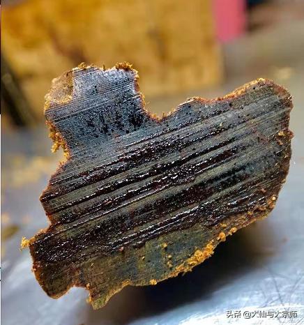 1串43克的绿奇楠手串目前价位多少,100元左右的奇楠手串是真的吗