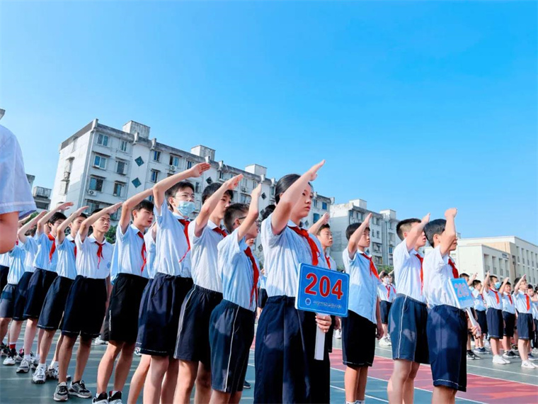 请党放心强国有我暨开学典礼演讲,请党放心强国有我的有关视频