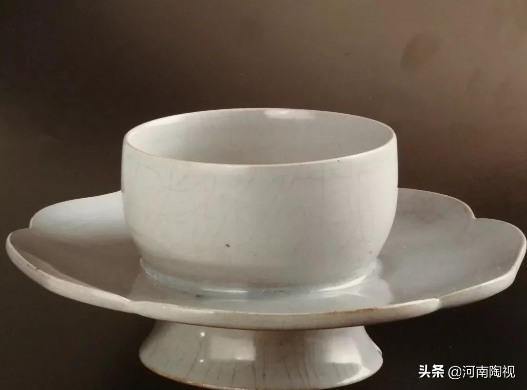 真假瓷器开片对比,瓷器开片什么意思