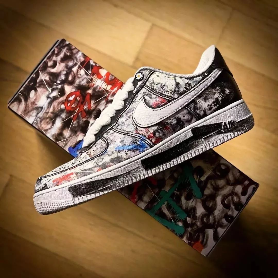 亚洲最带货的男人回归时尚圈,一双鞋炒到上万元