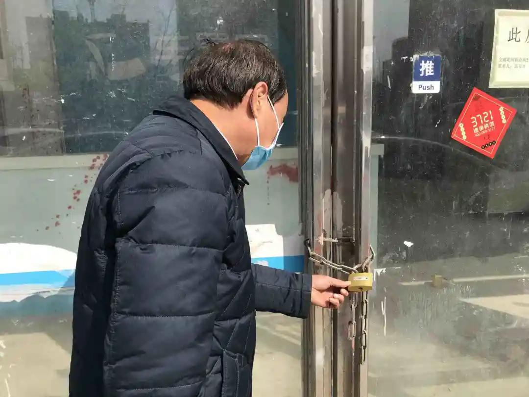 郑州男子通过车置宝网络平台卖车，结果钱没收到车也没了