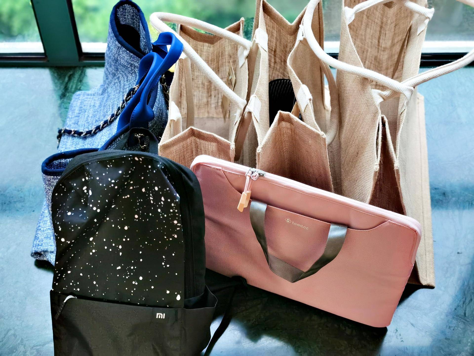 女人控制不住买衣服,女生总是控制不住买衣服