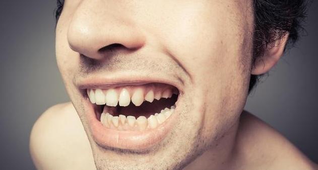 用盐和牙膏怎么去牙黄口臭,哪种牙膏能去口臭去黄牙