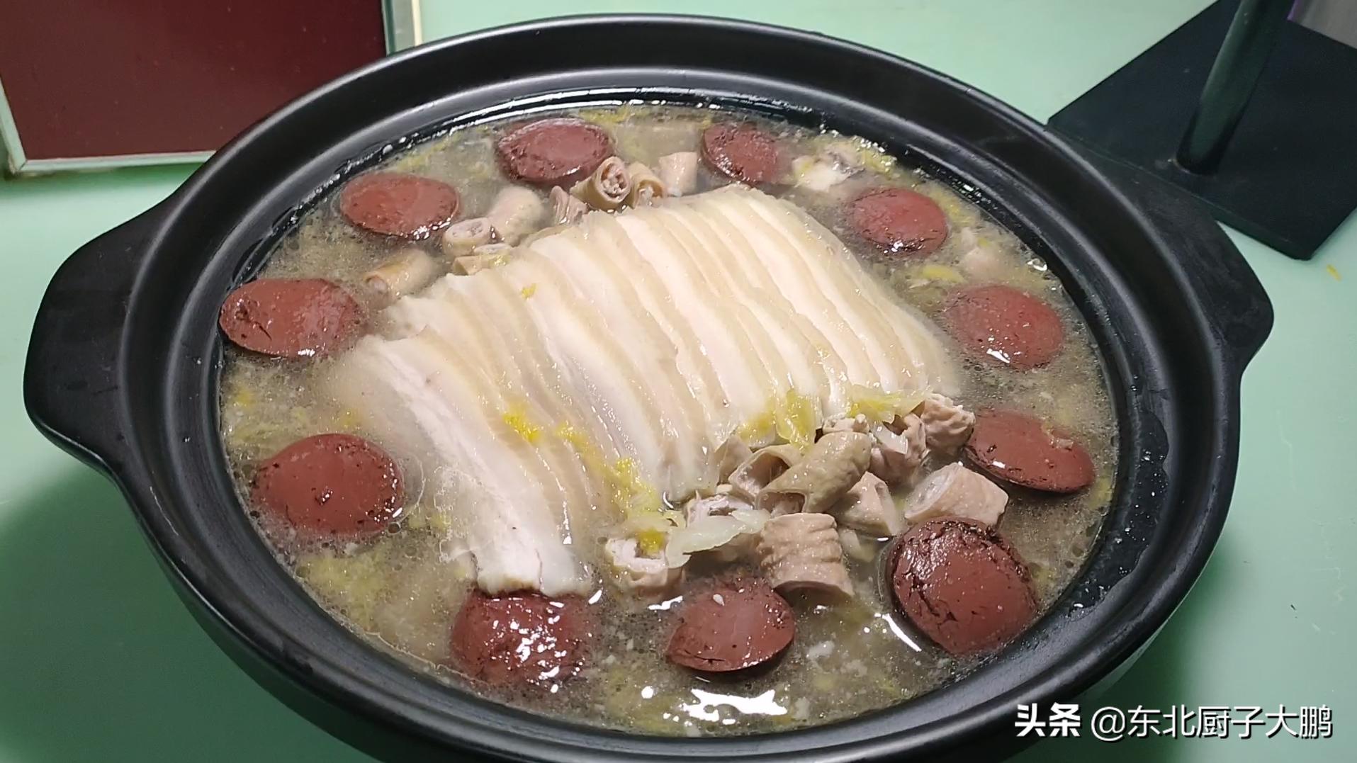 农村大锅杀猪烩菜,东北杀猪烩菜