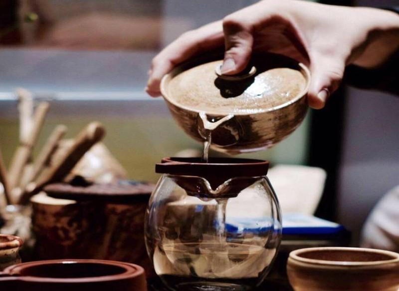 为什么喝完茶以后感觉心里面很慌,喝完茶叶心慌浑身无力是什么原因