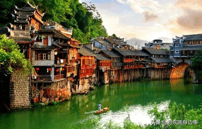 鏉ㄦ槍涔夎嫍瀹跺悐鑴氭ゼ,鑻楀鍚婅剼妤兼潹鏄屼箟