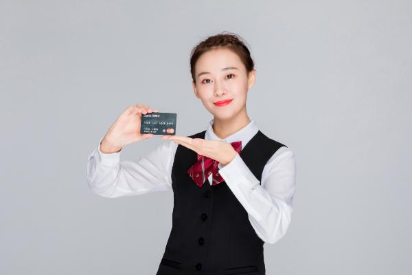 银行柜面经理服务态度差原因剖析,银行柜员服务态度不好找谁