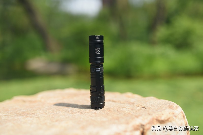 手中的EDC不能少了WUBEN务本E10