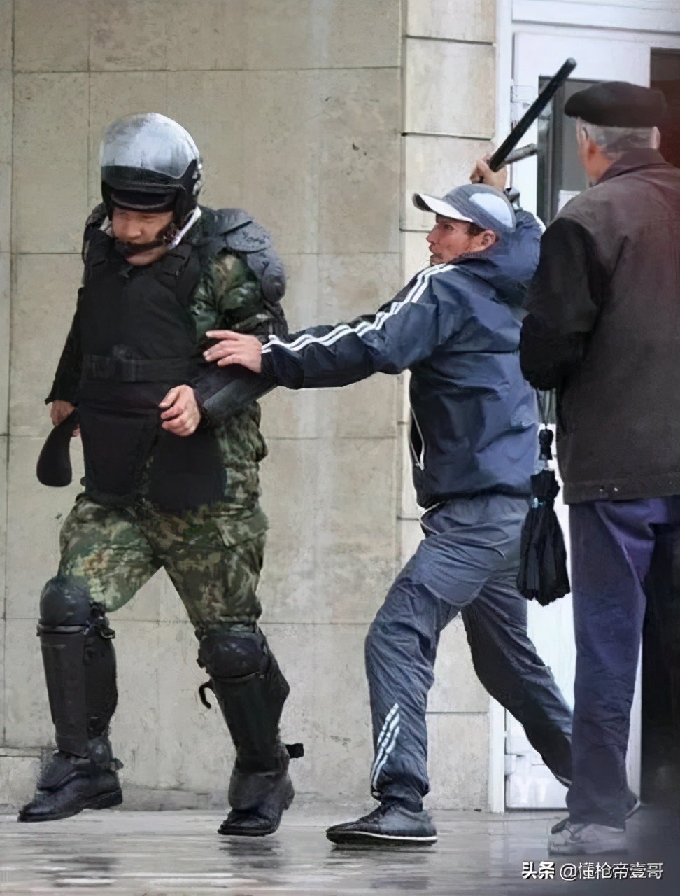 怎样辨别阿迪外套的真假,阿迪运动服怎么辨别真假