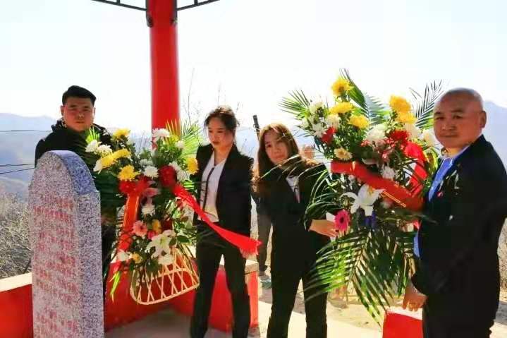 北京延庆周边野游有山有水,北京延庆山顶草甸