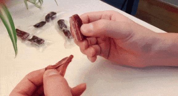 猫咪更爱吃老鼠还是猫粮,猫咪更爱吃鸡肉还是猪肉