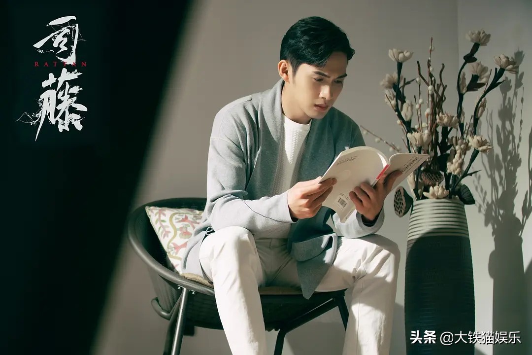 景甜戏里走路摇曳生姿 (景甜司藤旗袍造型合集)