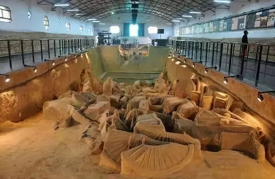 河南郑州旅游景点排名前十名,郑州去三亚一家三口旅游景点介绍