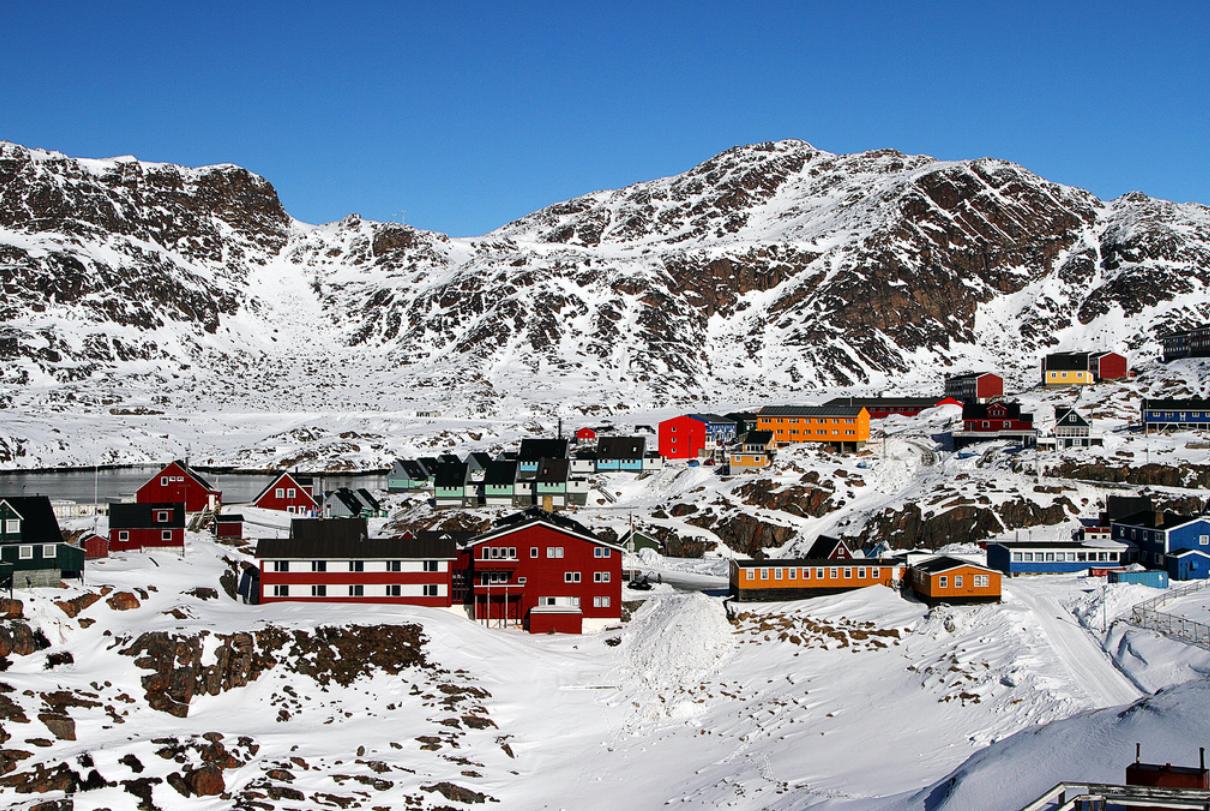 冰岛最大还是格陵兰岛的大,世界上最大的岛屿是冰岛