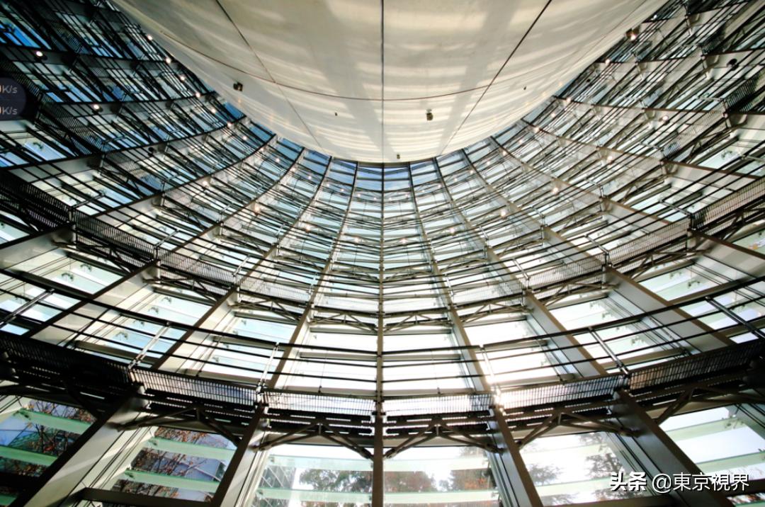 东京建筑物语：城市的美貌靠建筑来装点