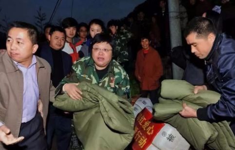 49岁韩红现在状况,48岁韩红近况如何