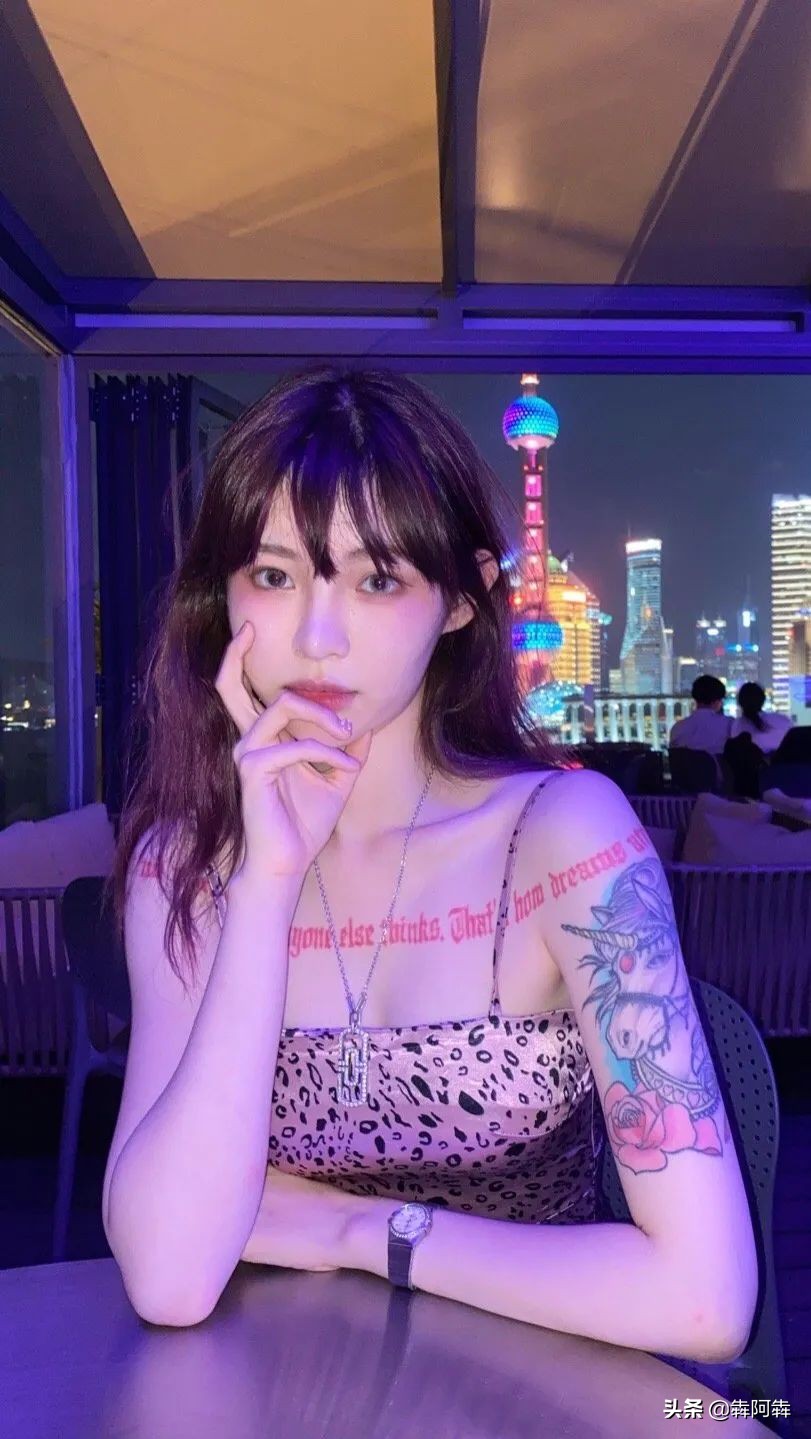 痞幼不雅视频泄露，网红背后的产业链普通人想不到