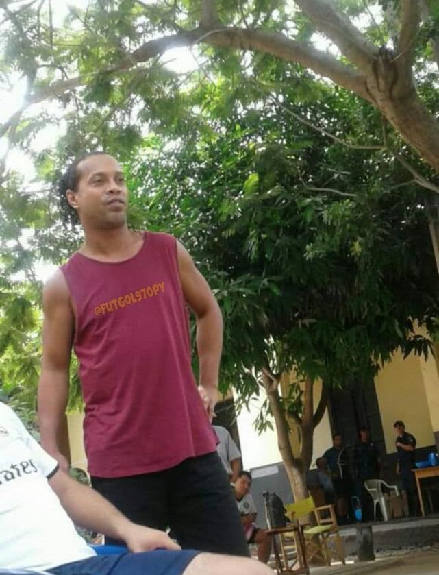 小罗监狱赛夺冠,小罗监狱杯夺冠